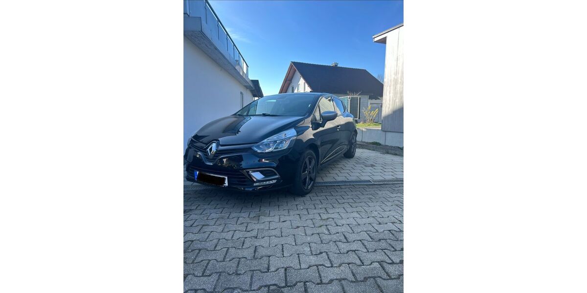 Renault Clio 83.140 km 10.490 &euro; Bad dürrheim 78073