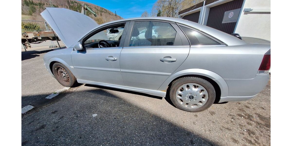 Opel Vectra 127.000 km 2.300 &euro; donaueschingen 78166