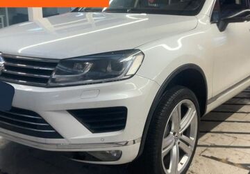 VW Touareg 101.600 km 26.950 &euro; Zimmern ob Rottweil 78658