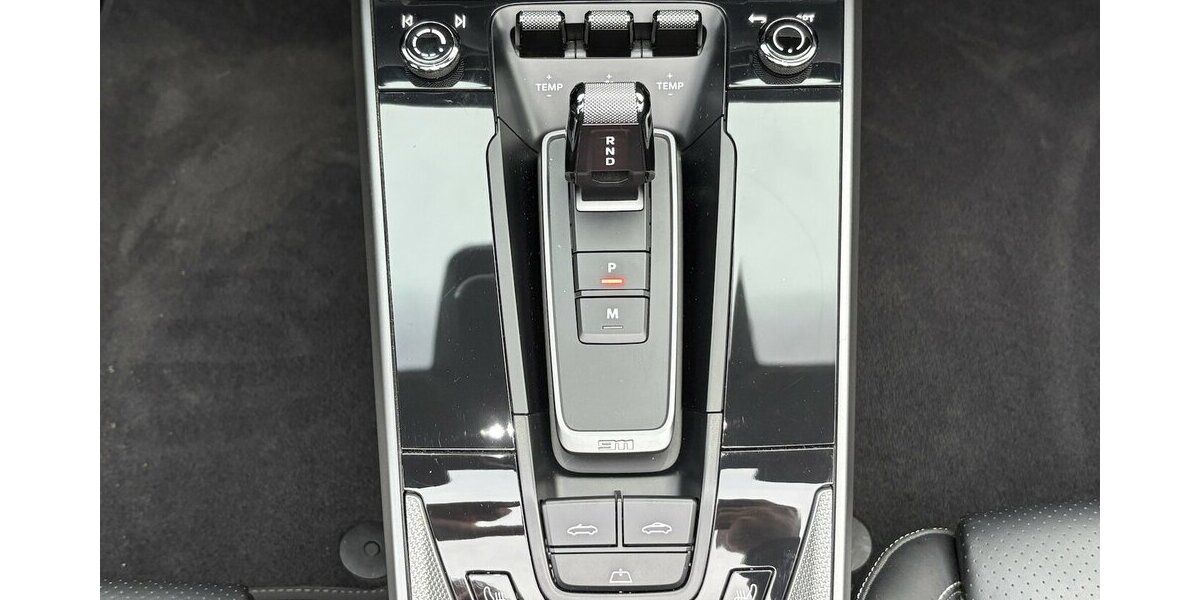 Porsche 992 911 CARRERA4/BOSE/LEDER/CHRONO/KAMERA/MEMORY 21.266 km 115.900 &euro; Villingen-Schwenningen 78054