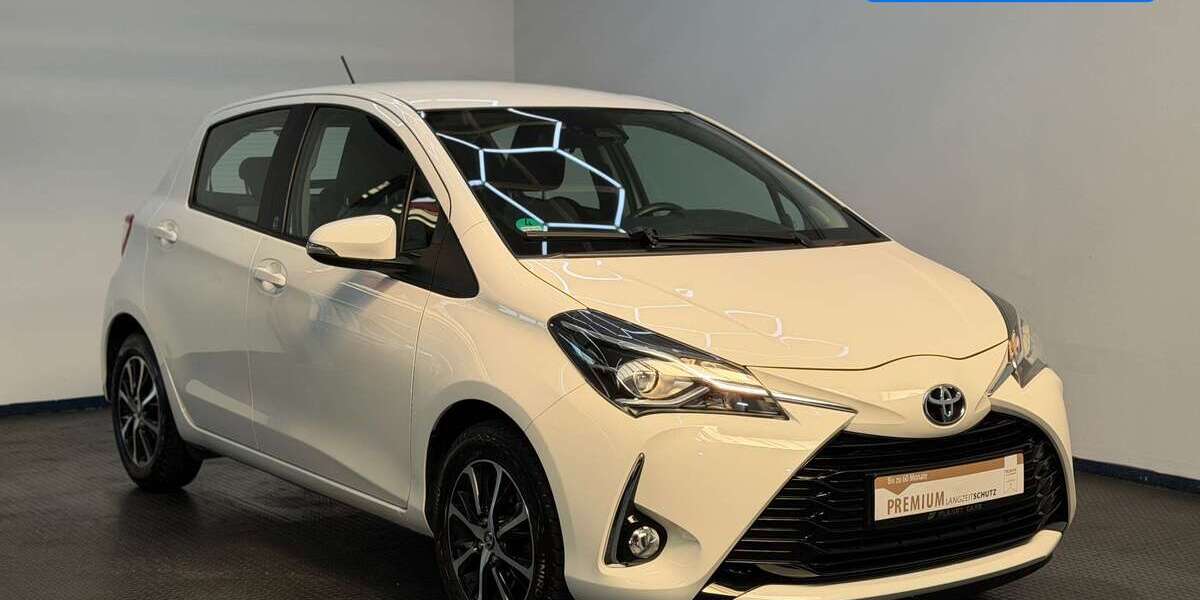 Toyota Yaris 37.425 km 13.499 &euro; Rottweil 78628