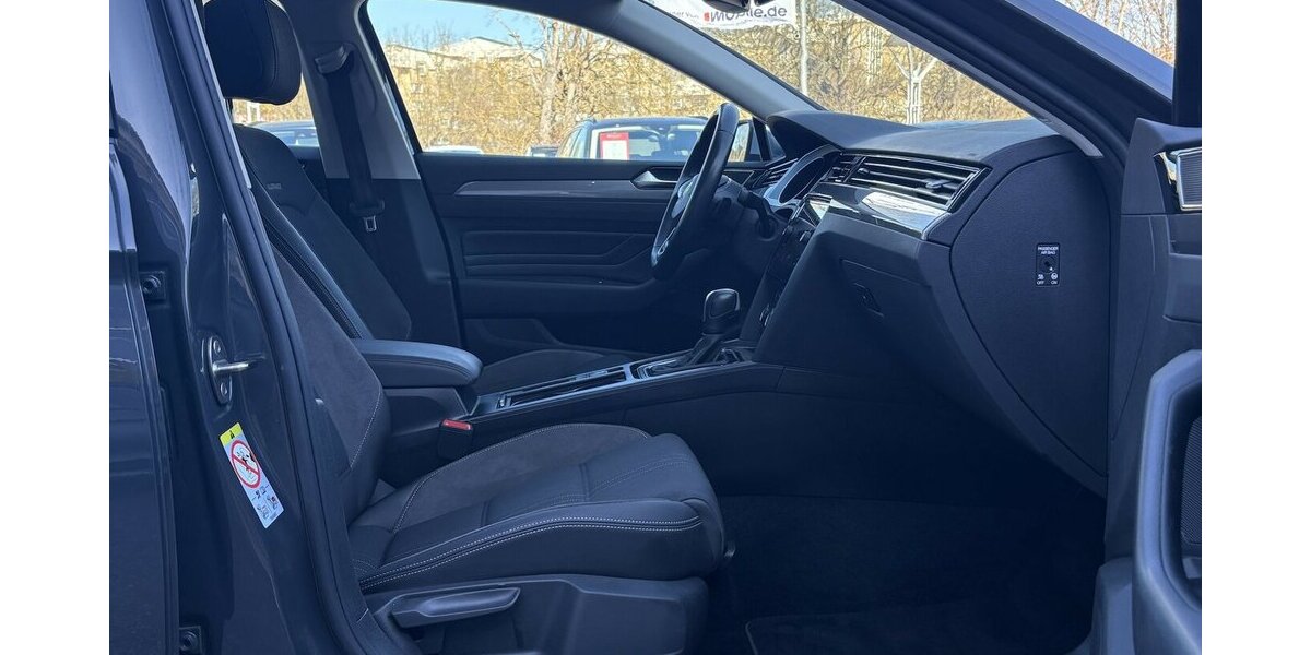 VW Passat Alltrack 2.0 TDI MASSAGE/PANO/NAVI/1.HAND 88.854 km 24.900 &euro; Villingen-Schwenningen 78054