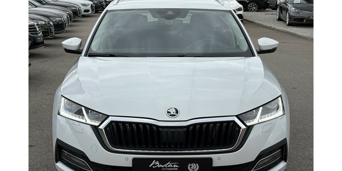 Skoda Octavia 2.0 TDI Combi Style MEMORY/NAVI/CARPLAY 84.033 km 19.900 &euro; Villingen-Schwenningen 78054