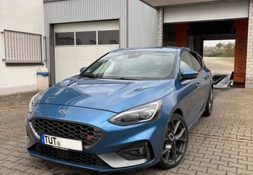 Ford Focus 77.500 km 25.500 &euro; Tuttlingen 78532
