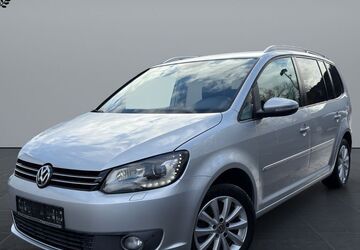 VW Touran 177.578 km 9.499 &euro; Oberndorf am Neckar 78727