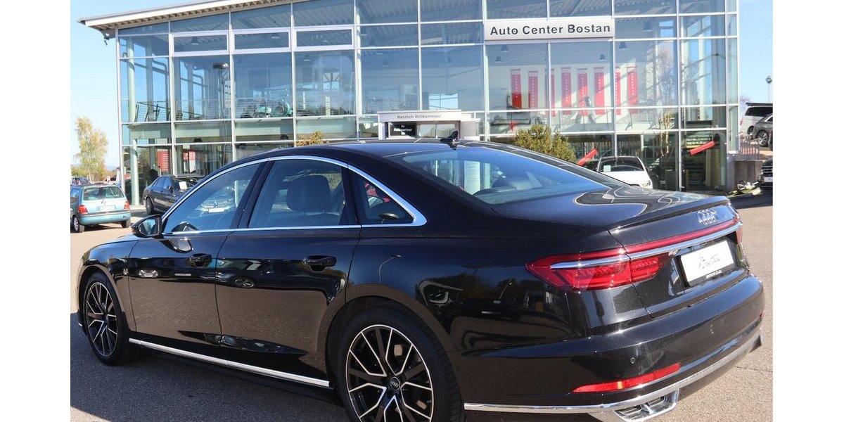 Audi A8 50 TDI/LEDER/PANORAMA/HEAD UP/BANG & OLUFSEN 58.000 km 56.900 &euro; Villingen-Schwenningen 78054