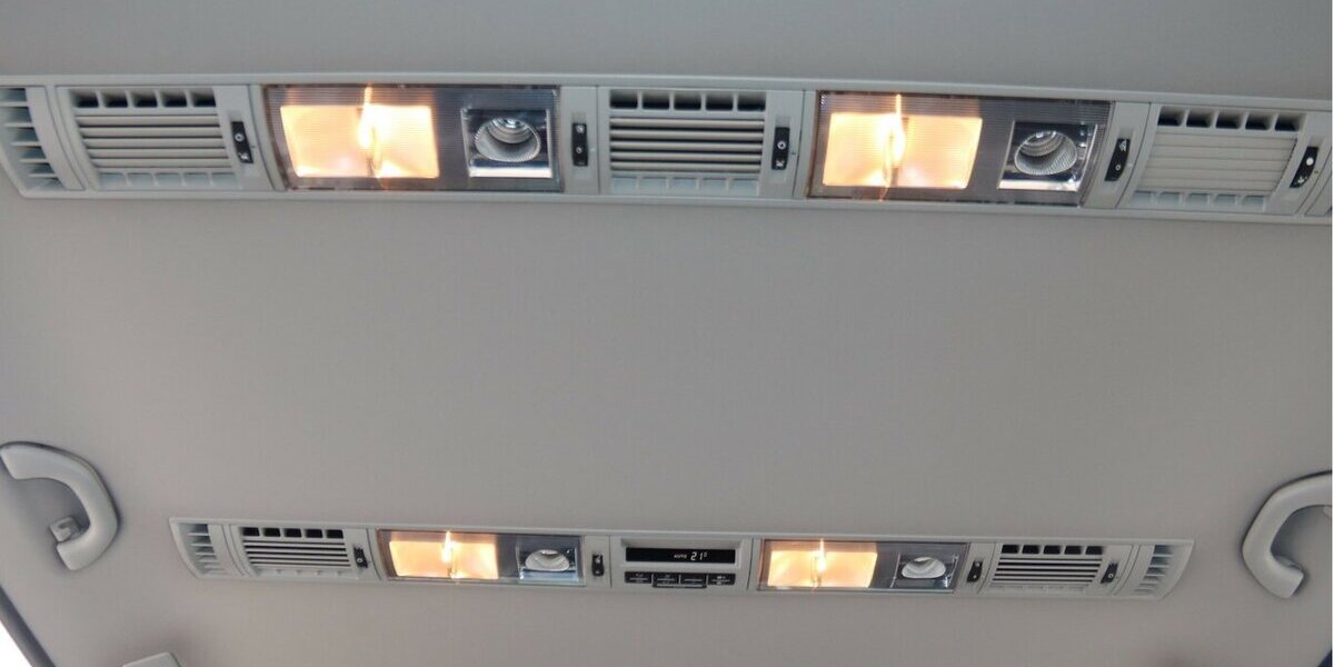 VW T6 Multivan GENERATION SIX 4-MOTION/7 SITZE/NAVI 150.462 km 27.900 &euro; Villingen-Schwenningen 78054