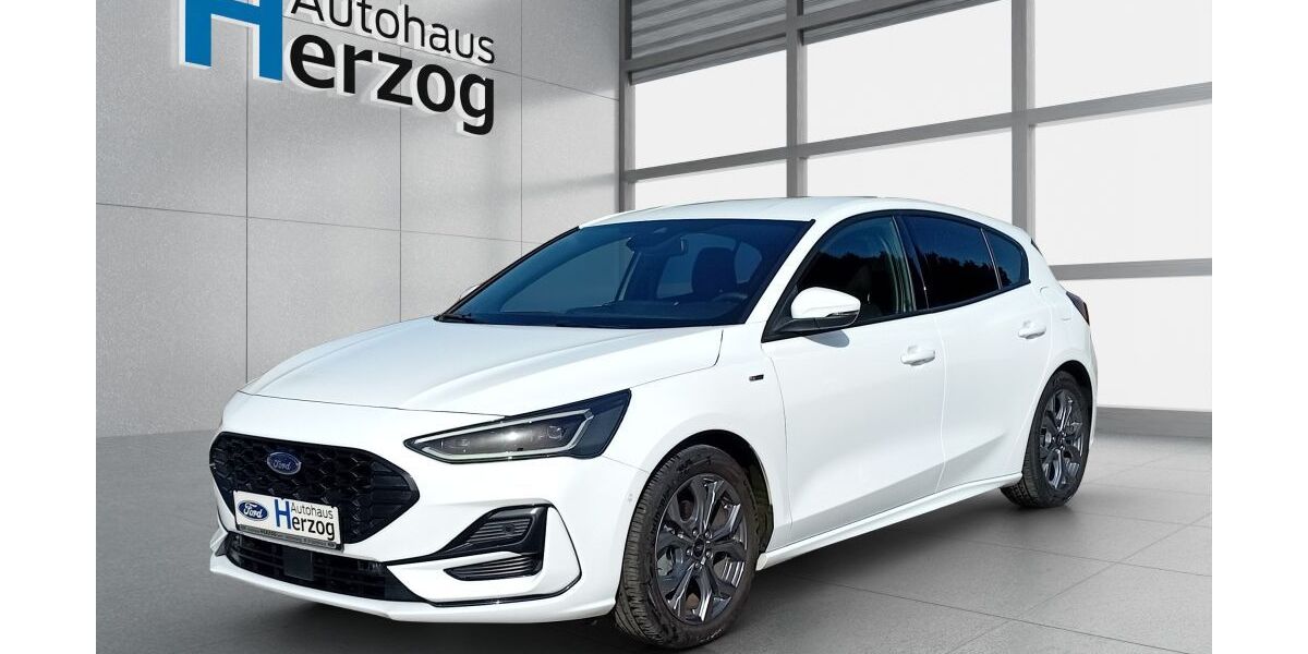 Ford Focus 17.000 km 24.490 &euro; Schramberg 78713