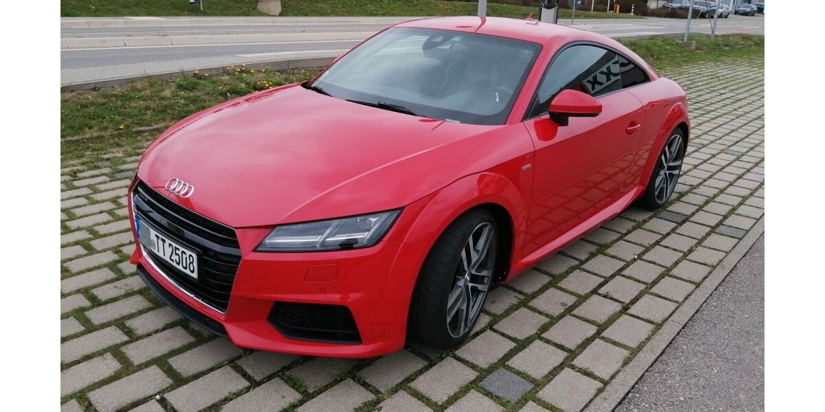 Audi TT 93.500 km 21.900 &euro; Villingen 78052