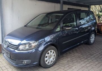 VW Touran 199.999 km 7.390 &euro; Bräunlingen 78199