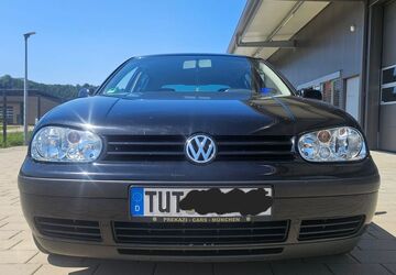 VW Golf 256.000 km 3.500 &euro; Aldingen 78554