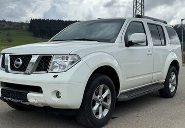 Nissan Pathfinder 179.201 km 6.480 &euro; Spaichingen 78549