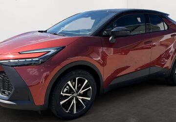 Toyota C-HR 8.000 km 33.420 &euro; Villingen-Schwenningen 78048
