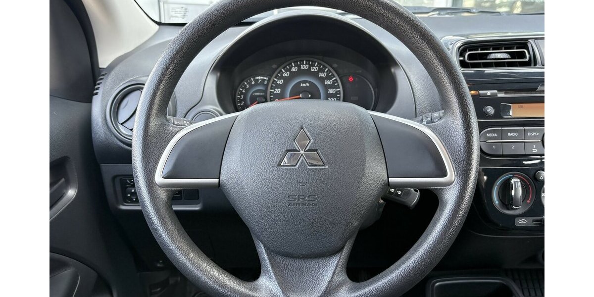 Mitsubishi Space Star 1.0 GDI KLIMAANLAGE/ISOFIX/USB/1.HAND 82.546 km 6.900 &euro; Villingen-Schwenningen 78054