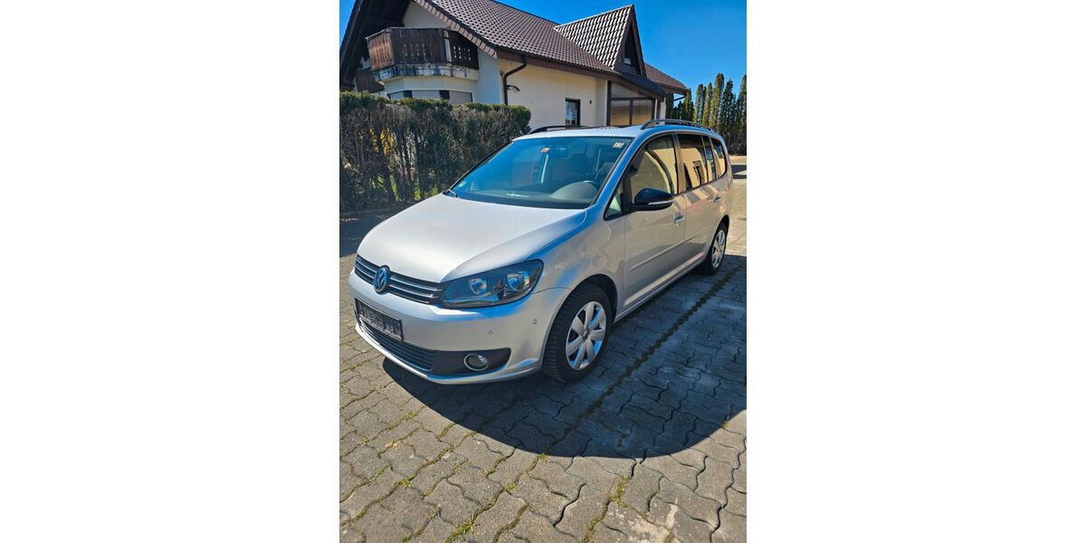 VW Touran 223.000 km 4.750 &euro; Schömberg 72355