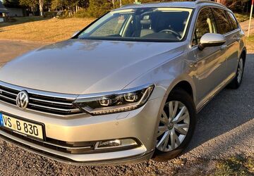 VW Passat Variant 157.000 km 15.200 &euro; Schonach 78136