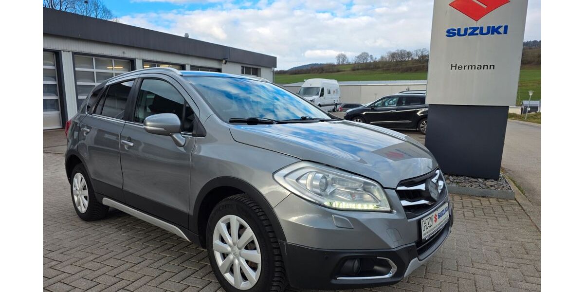 Suzuki (SX4) S-Cross 217.400 km 8.390 &euro; Seitingen-Oberflacht 78606