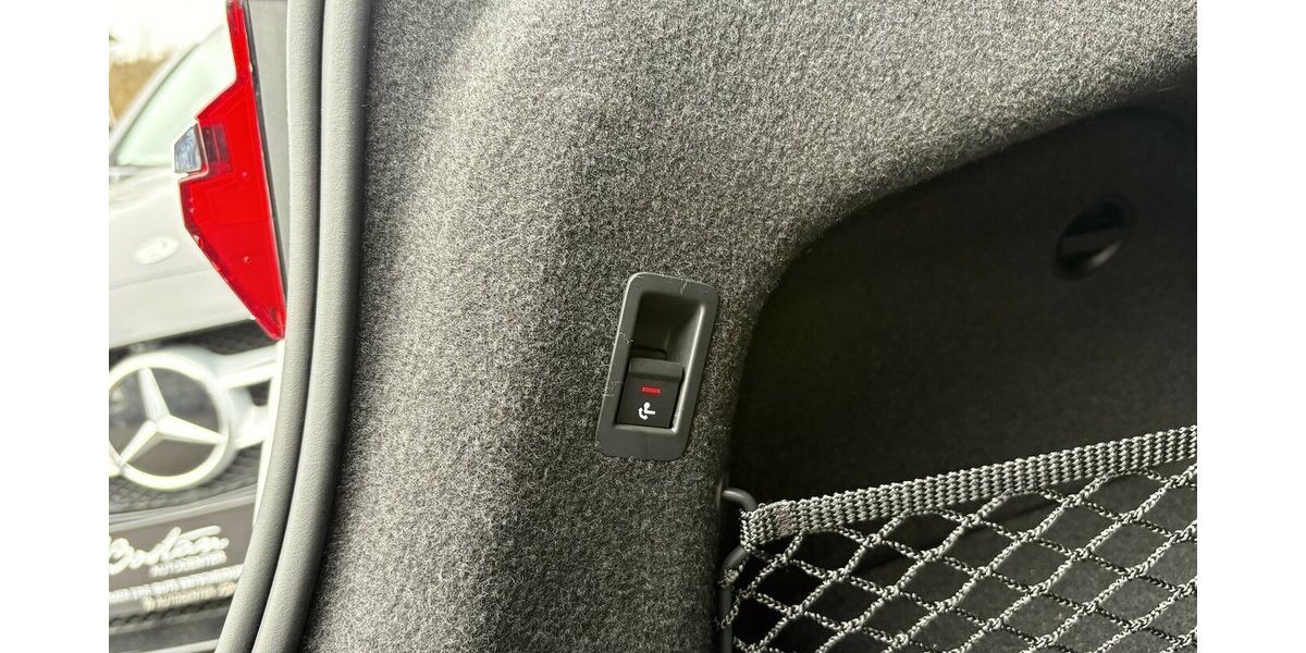 Audi A6 40 TDI BASIS/DSP/AHK/KLIMA/LED/DAB/SHZ/1.HAND 69.941 km 33.900 &euro; Villingen-Schwenningen 78054