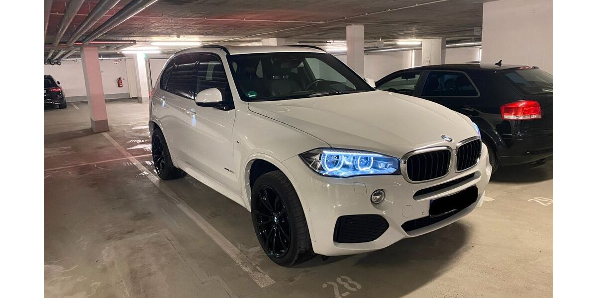 BMW X5 207.000 km 21.800 &euro; Tuttlingen 78532