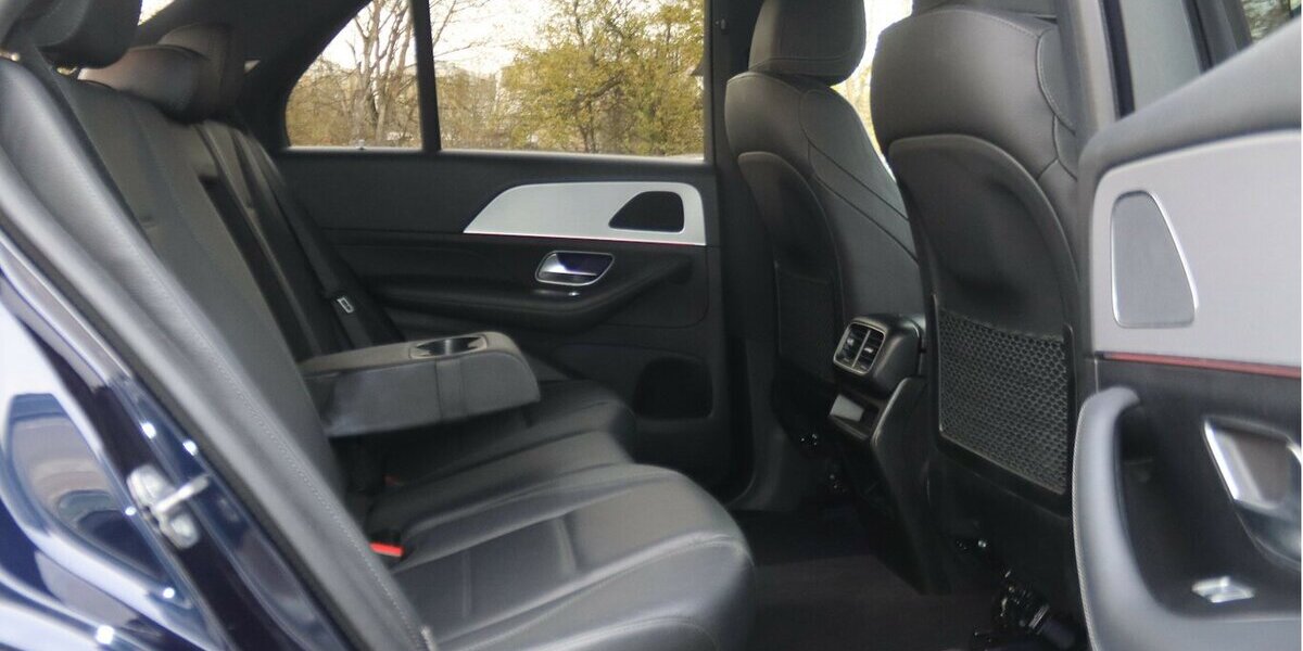 Mercedes-Benz GLE 350 d/AMG/4-MATIC/PANORAMA/STANDHEIZUNG 84.280 km 49.900 &euro; Villingen-Schwenningen 78054