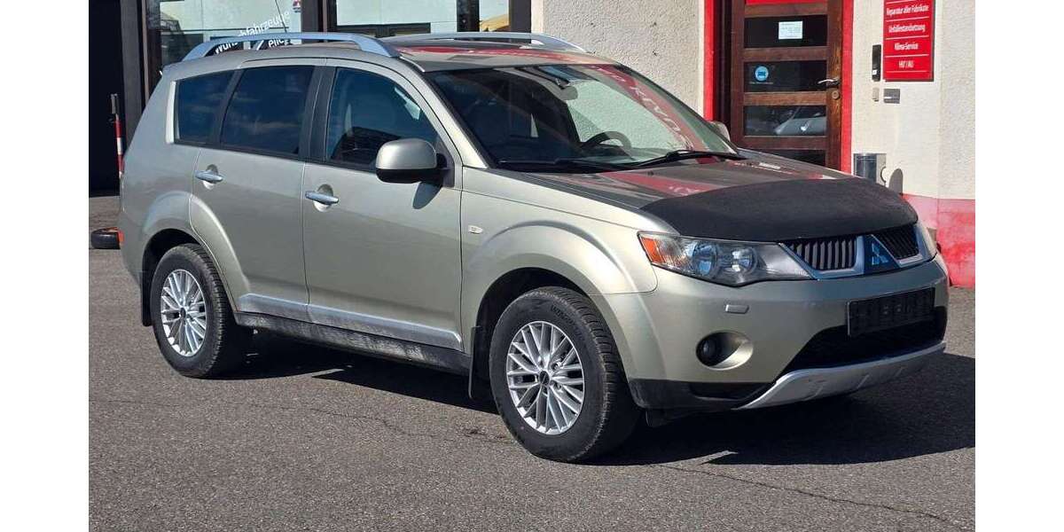 Mitsubishi Outlander 253.000 km 2.990 &euro; Zimmern O. Rottweil 78658