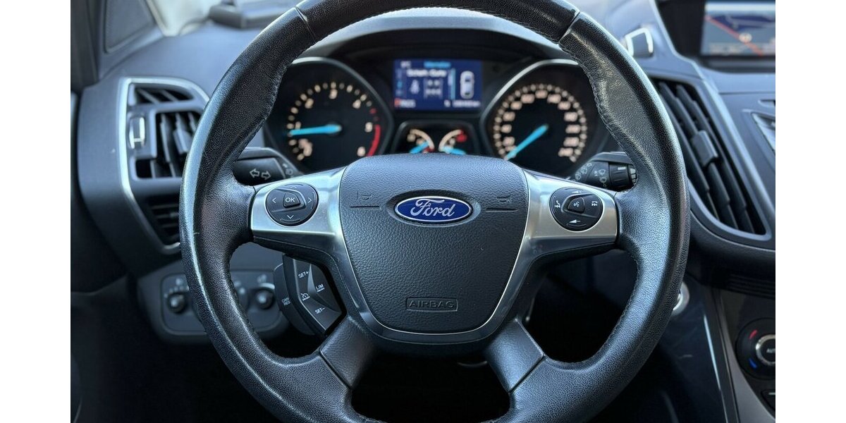 Ford Kuga 2.0 TDCI Titanium STANDHZ/NAVI/DAB/KAMERA 98.466 km 10.900 &euro; Villingen-Schwenningen 78054