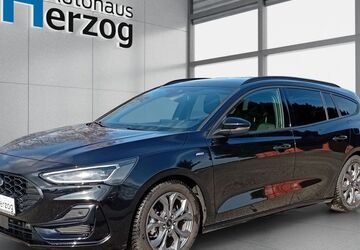 Ford Focus 10.500 km 24.490 &euro; Schramberg 78713