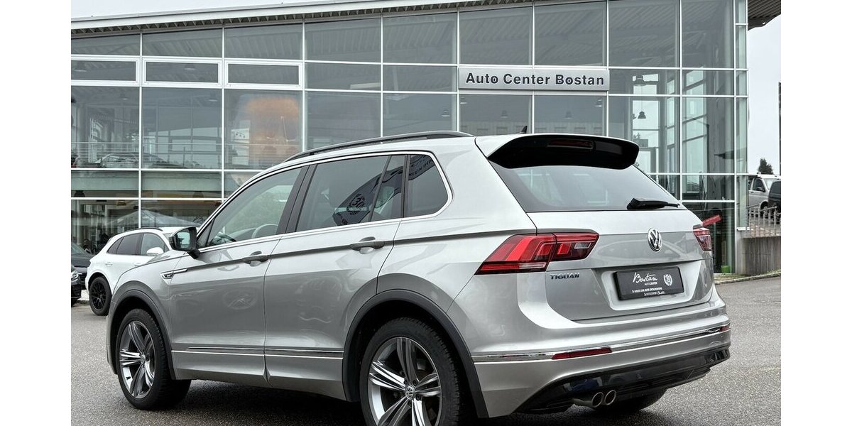 VW Tiguan 1.5 TSI RLine ACC/NAVI/AHK/SHZ/LED/1.HAND 73.187 km 25.800 &euro; Villingen-Schwenningen 78054