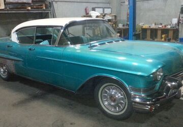 Cadillac Fleetwood 2.500 km 64.900 &euro; Titisee-Neustadt 79822