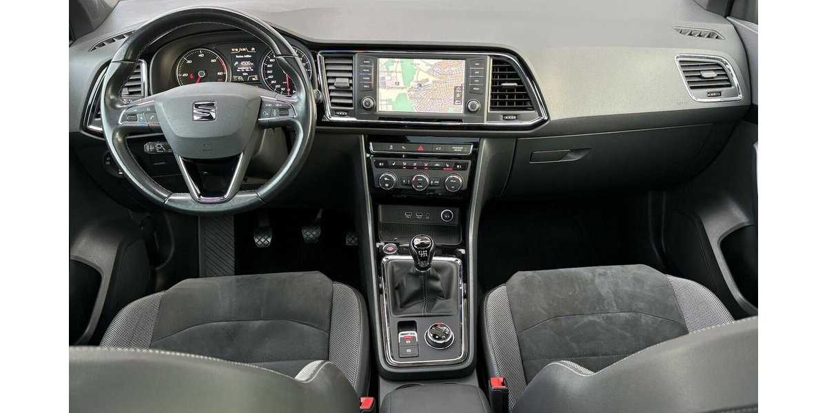Seat Ateca Xcellence 4Drive 360°/PANO/STANDHZ/DAB/ACC 121.775 km 17.900 &euro; Villingen-Schwenningen 78054