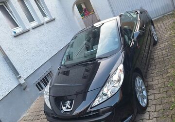 Peugeot 207 87.000 km 5.700 &euro; Bad dürrheim 78073