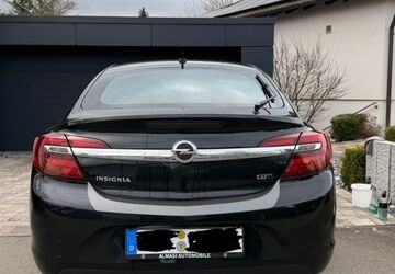 Opel Insignia 183.000 km 7.500 &euro; Trossingen 78647