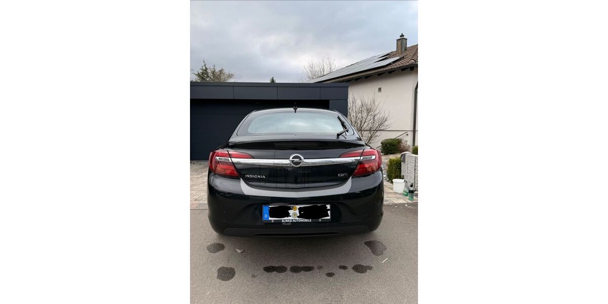 Opel Insignia 183.000 km 7.500 &euro; Trossingen 78647
