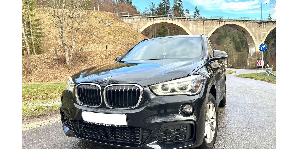 BMW X1 179.000 km 17.799 &euro; Tuttlingen 78532