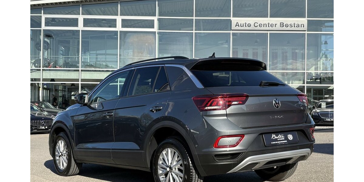 VW T-Roc 1.5 TSI Life CARPLAY/NAVI/SPURHALT/SHZ/DAB 52.096 km 19.800 &euro; Villingen-Schwenningen 78054