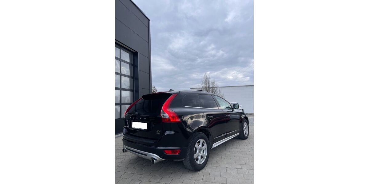 Volvo XC60 238.345 km 9.900 &euro; Villingen Schwenningen 78052