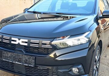 Dacia Logan 22.000 km 15.550 &euro; Villingen-Schwenningen 78052