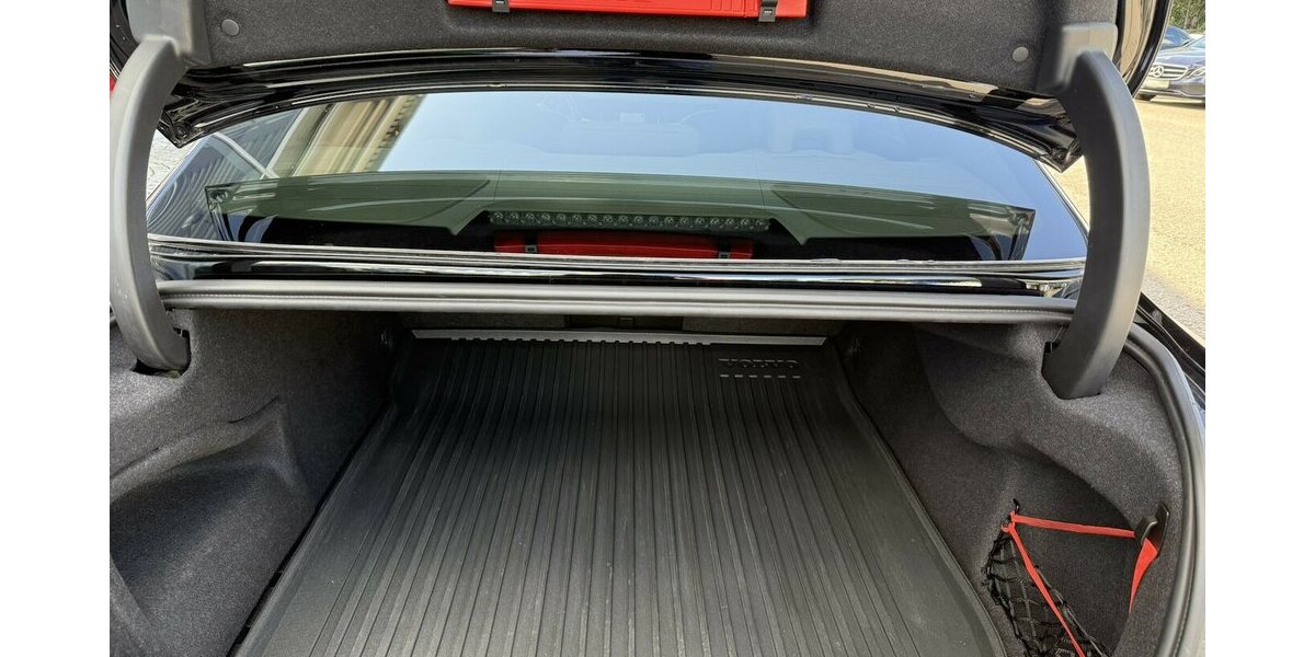 Volvo S90 MOMENTUM AWD/HEAD UP/BUSINESS.PRO/LEDER 125.912 km 22.900 &euro; Villingen-Schwenningen 78054