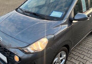 Hyundai i10 34.000 km 13.500 &euro; Villingen-Schwenningen 78048