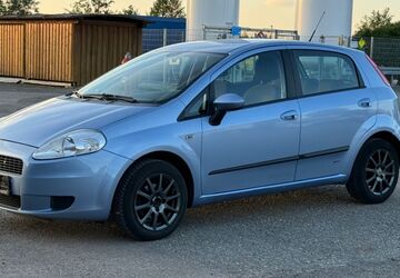 Fiat Grande Punto 157.500 km 2.700 &euro; Trossingen 78647