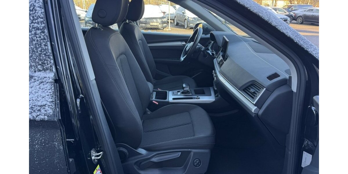 Audi Q5 40 TDI QUATTRO S-LINE/PANO/LED/360°/1.HAND 92.066 km 32.900 &euro; Villingen-Schwenningen 78054