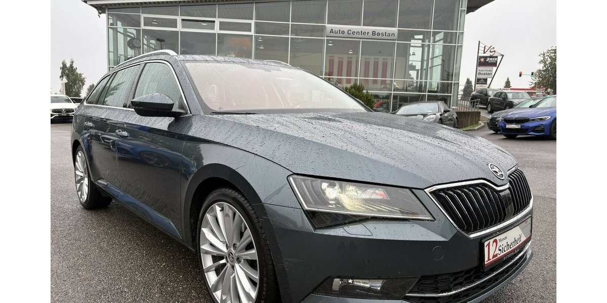 Skoda Superb 2.0 TSI STYLE/4x4/PANO/KAMERA/MEMORY/DAB 145.673 km 19.900 &euro; Villingen-Schwenningen 78054