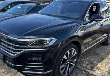 VW Touareg 76.200 km 46.930 &euro; Tuttlingen 78532