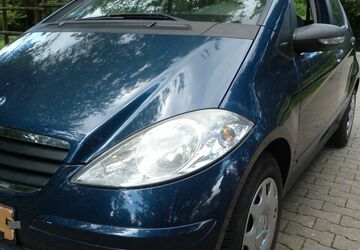 Mercedes-Benz A 150 176.493 km 2.700 &euro; Tuttlingen 78532