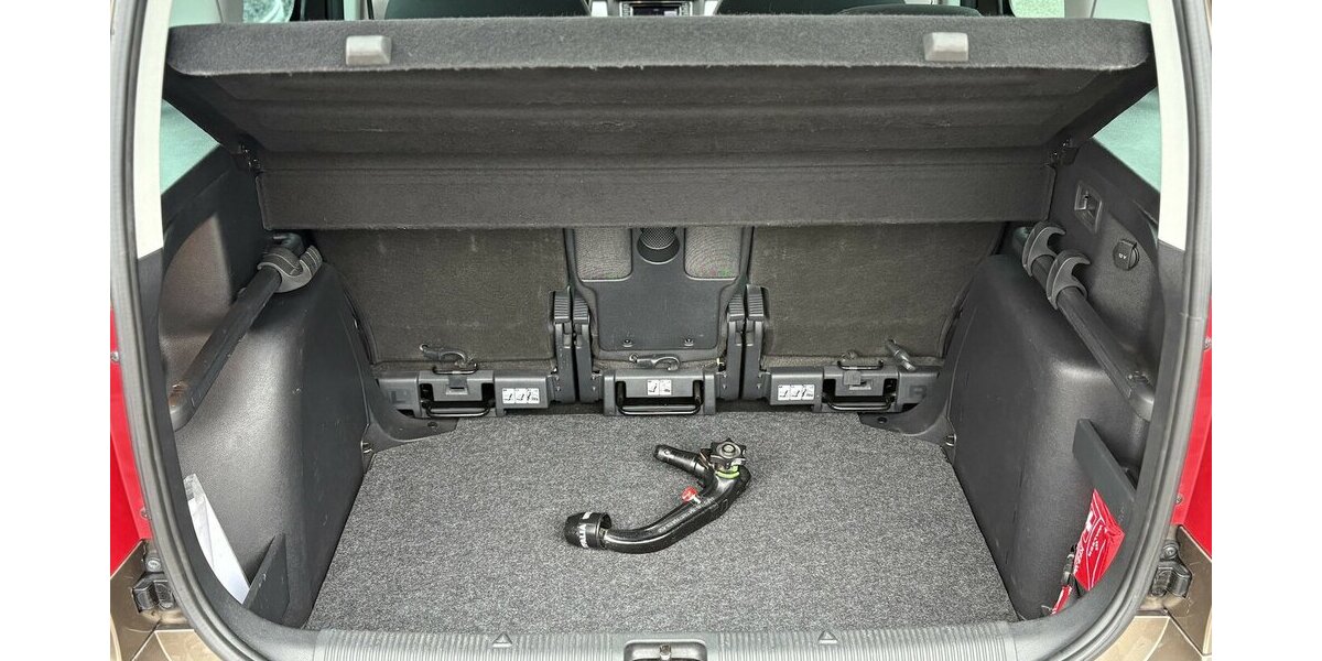 Skoda Yeti 1.4 TSI Ambition SITZHEIZUN/ANHÄNGK./1.HAND 102.196 km 10.900 &euro; Villingen-Schwenningen 78054