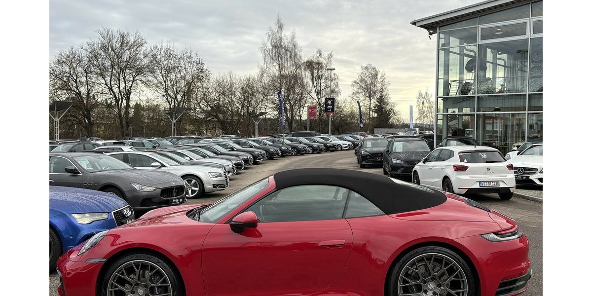 Porsche 992 911 CARRERA4/BOSE/LEDER/CHRONO/KAMERA/MEMORY 21.266 km 115.900 &euro; Villingen-Schwenningen 78054