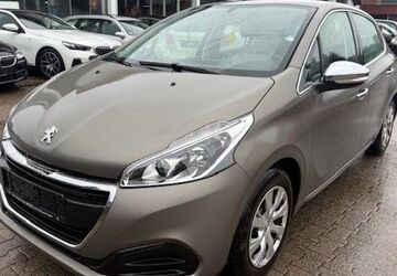 Peugeot 208 123.000 km 4.700 &euro; Villingen 78050