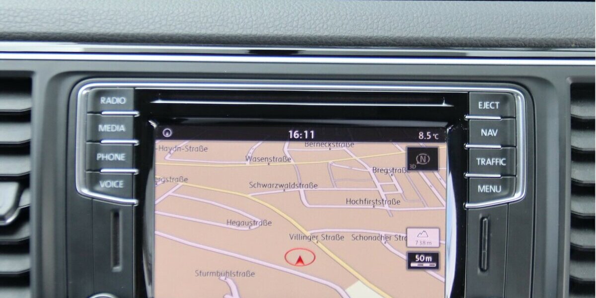 VW T6 Multivan GENERATION SIX 4-MOTION/7 SITZE/NAVI 150.462 km 27.900 &euro; Villingen-Schwenningen 78054