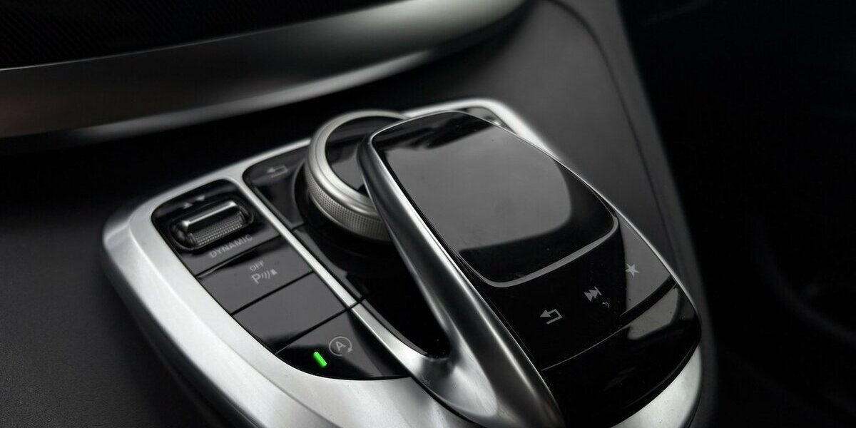 Mercedes-Benz V 250 D Lang Edition STANDHZ/SHZ/NAVI/KAMERA/AHK 118.803 km 36.900 &euro; Villingen-Schwenningen 78054