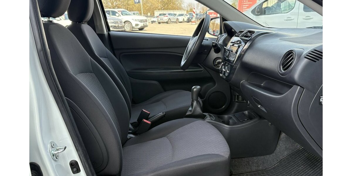 Mitsubishi Space Star 1.0 GDI KLIMAANLAGE/ISOFIX/USB/1.HAND 82.546 km 6.900 &euro; Villingen-Schwenningen 78054